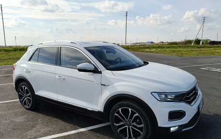 Volkswagen T-Roc I, 2022 год, 2 450 000 рублей, 10 фотография