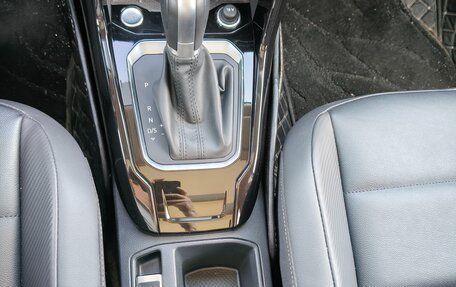 Volkswagen T-Roc I, 2022 год, 2 450 000 рублей, 24 фотография