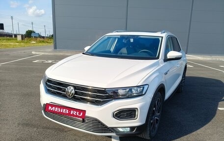 Volkswagen T-Roc I, 2022 год, 2 450 000 рублей, 28 фотография