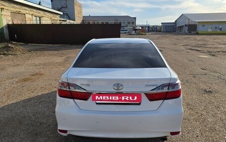 Toyota Camry, 2016 год, 2 200 000 рублей, 6 фотография