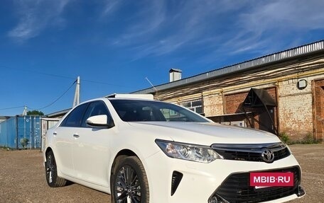 Toyota Camry, 2016 год, 2 200 000 рублей, 2 фотография
