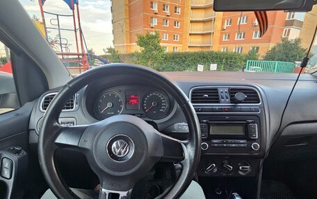 Volkswagen Polo VI (EU Market), 2011 год, 700 000 рублей, 9 фотография