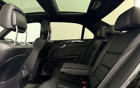 Mercedes-Benz E-Класс, 2013 год, 2 250 000 рублей, 17 фотография