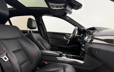Mercedes-Benz E-Класс, 2013 год, 2 250 000 рублей, 20 фотография