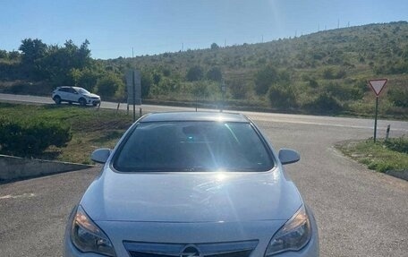 Opel Astra J, 2011 год, 676 000 рублей, 3 фотография