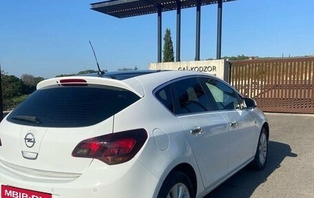 Opel Astra J, 2011 год, 676 000 рублей, 4 фотография