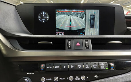 Lexus ES VII, 2019 год, 4 250 000 рублей, 23 фотография
