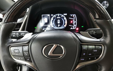Lexus ES VII, 2019 год, 4 250 000 рублей, 25 фотография