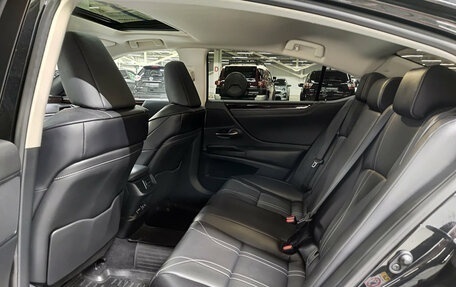 Lexus ES VII, 2019 год, 4 250 000 рублей, 16 фотография