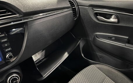 KIA Rio IV, 2018 год, 1 380 000 рублей, 30 фотография