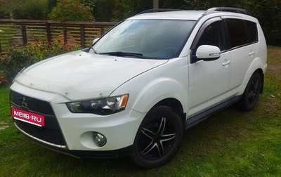 Mitsubishi Outlander III рестайлинг 3, 2010 год, 950 000 рублей, 1 фотография