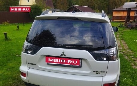 Mitsubishi Outlander III рестайлинг 3, 2010 год, 950 000 рублей, 5 фотография
