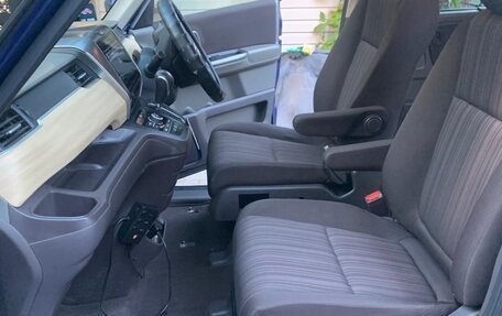 Honda Freed II, 2016 год, 1 300 000 рублей, 10 фотография