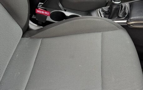 Hyundai Solaris II рестайлинг, 2017 год, 810 000 рублей, 14 фотография