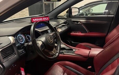 Lexus RX IV рестайлинг, 2019 год, 5 650 000 рублей, 4 фотография