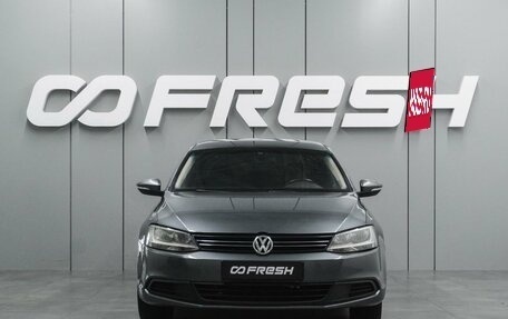 Volkswagen Jetta VI, 2011 год, 899 000 рублей, 3 фотография