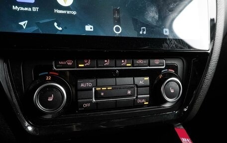 Volkswagen Jetta VI, 2011 год, 899 000 рублей, 16 фотография