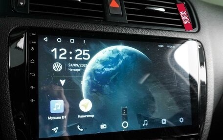 Volkswagen Jetta VI, 2011 год, 899 000 рублей, 15 фотография