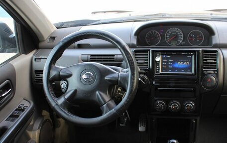 Nissan X-Trail, 2005 год, 720 000 рублей, 16 фотография
