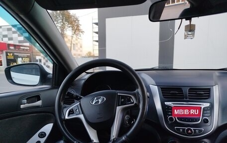 Hyundai Solaris II рестайлинг, 2014 год, 500 000 рублей, 7 фотография