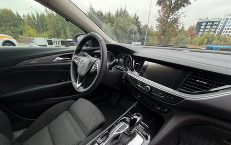 Opel Insignia II рестайлинг, 2017 год, 1 370 000 рублей, 11 фотография