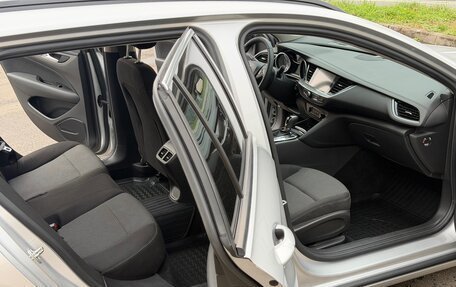 Opel Insignia II рестайлинг, 2017 год, 1 370 000 рублей, 23 фотография