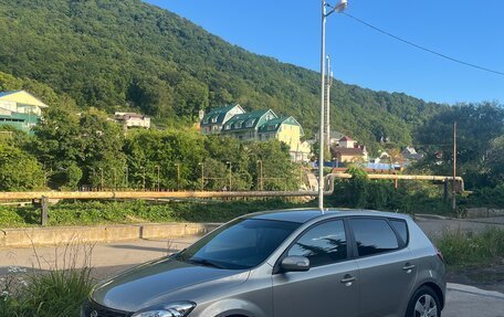 KIA cee'd I рестайлинг, 2011 год, 700 000 рублей, 3 фотография