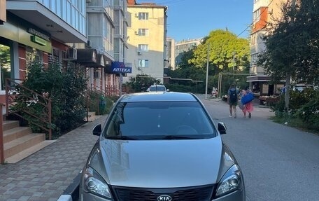 KIA cee'd I рестайлинг, 2011 год, 700 000 рублей, 2 фотография
