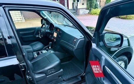 Mitsubishi Pajero IV, 2013 год, 2 650 000 рублей, 5 фотография
