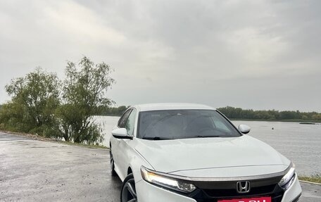 Honda Accord IX рестайлинг, 2018 год, 1 800 000 рублей, 1 фотография