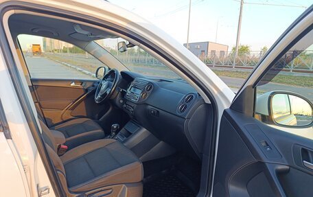 Volkswagen Tiguan I, 2012 год, 1 015 000 рублей, 10 фотография
