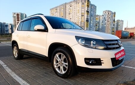 Volkswagen Tiguan I, 2012 год, 1 015 000 рублей, 5 фотография