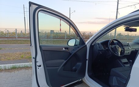 Volkswagen Tiguan I, 2012 год, 1 015 000 рублей, 16 фотография