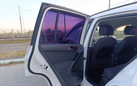 Volkswagen Tiguan I, 2012 год, 1 015 000 рублей, 14 фотография