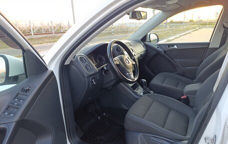 Volkswagen Tiguan I, 2012 год, 1 015 000 рублей, 17 фотография