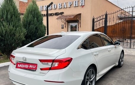Honda Accord IX рестайлинг, 2018 год, 1 800 000 рублей, 6 фотография