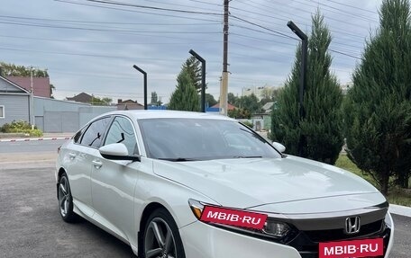 Honda Accord IX рестайлинг, 2018 год, 1 800 000 рублей, 3 фотография