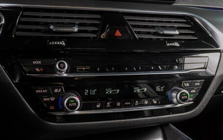 BMW 5 серия, 2020 год, 3 999 000 рублей, 15 фотография