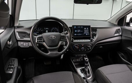 Hyundai Solaris II рестайлинг, 2020 год, 1 620 000 рублей, 6 фотография