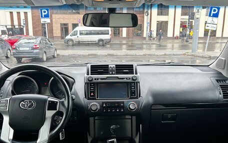 Toyota Land Cruiser Prado 150 рестайлинг 2, 2013 год, 2 900 000 рублей, 17 фотография