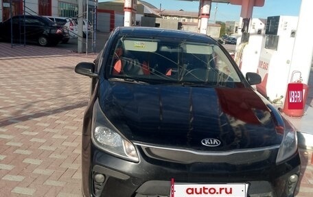 KIA Rio IV, 2018 год, 850 000 рублей, 2 фотография