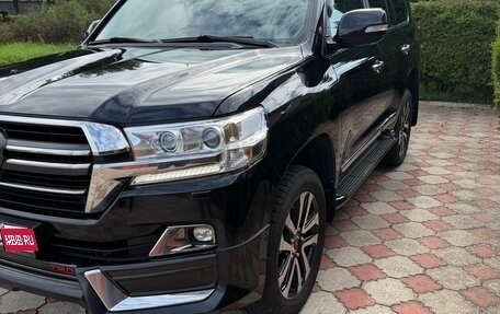 Toyota Land Cruiser 200, 2019 год, 6 950 000 рублей, 1 фотография