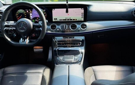 Mercedes-Benz E-Класс AMG, 2021 год, 8 100 000 рублей, 9 фотография