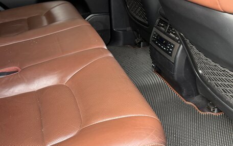 Toyota Land Cruiser 200, 2019 год, 6 950 000 рублей, 12 фотография
