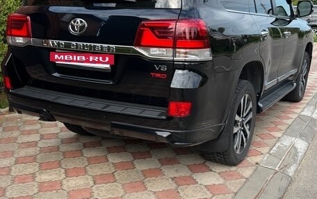 Toyota Land Cruiser 200, 2019 год, 6 950 000 рублей, 7 фотография