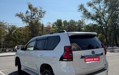 Toyota Land Cruiser Prado 150 рестайлинг 2, 2017 год, 4 100 000 рублей, 7 фотография