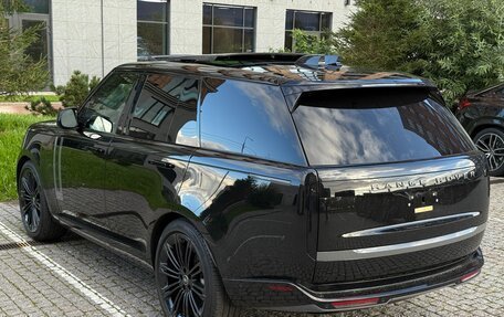 Land Rover Range Rover IV рестайлинг, 2025 год, 18 750 000 рублей, 11 фотография