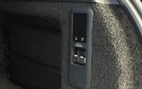 Land Rover Range Rover IV рестайлинг, 2025 год, 18 750 000 рублей, 15 фотография