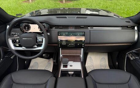 Land Rover Range Rover IV рестайлинг, 2025 год, 18 750 000 рублей, 24 фотография