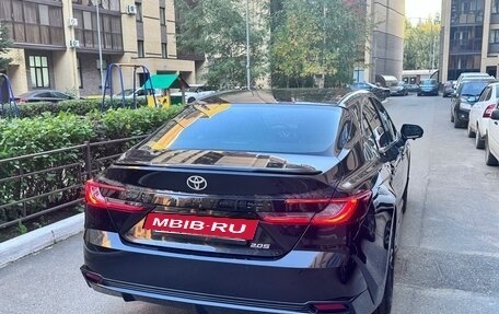 Toyota Camry, 2024 год, 3 390 000 рублей, 4 фотография